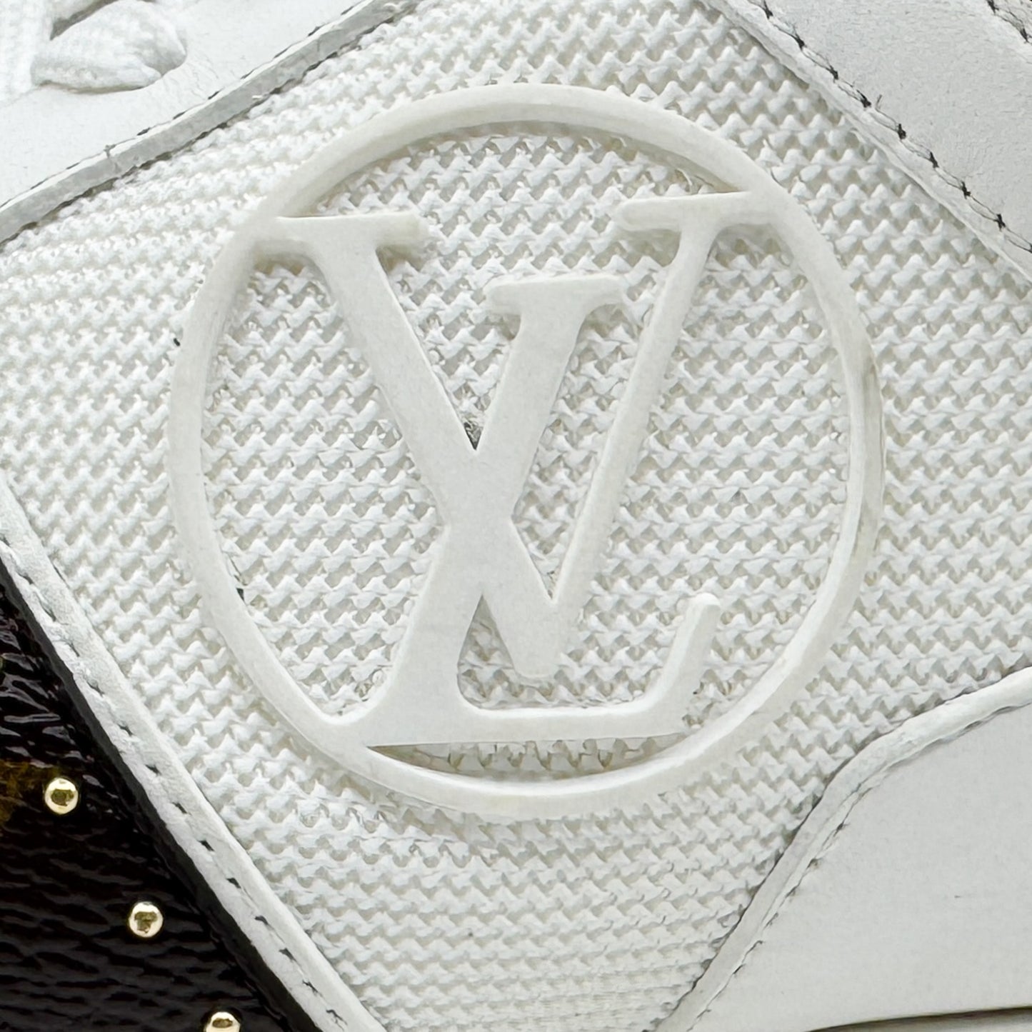 Louis Vuitton White Leather & Mesh Studded Run Away Sneakers EU38 ~ AU7