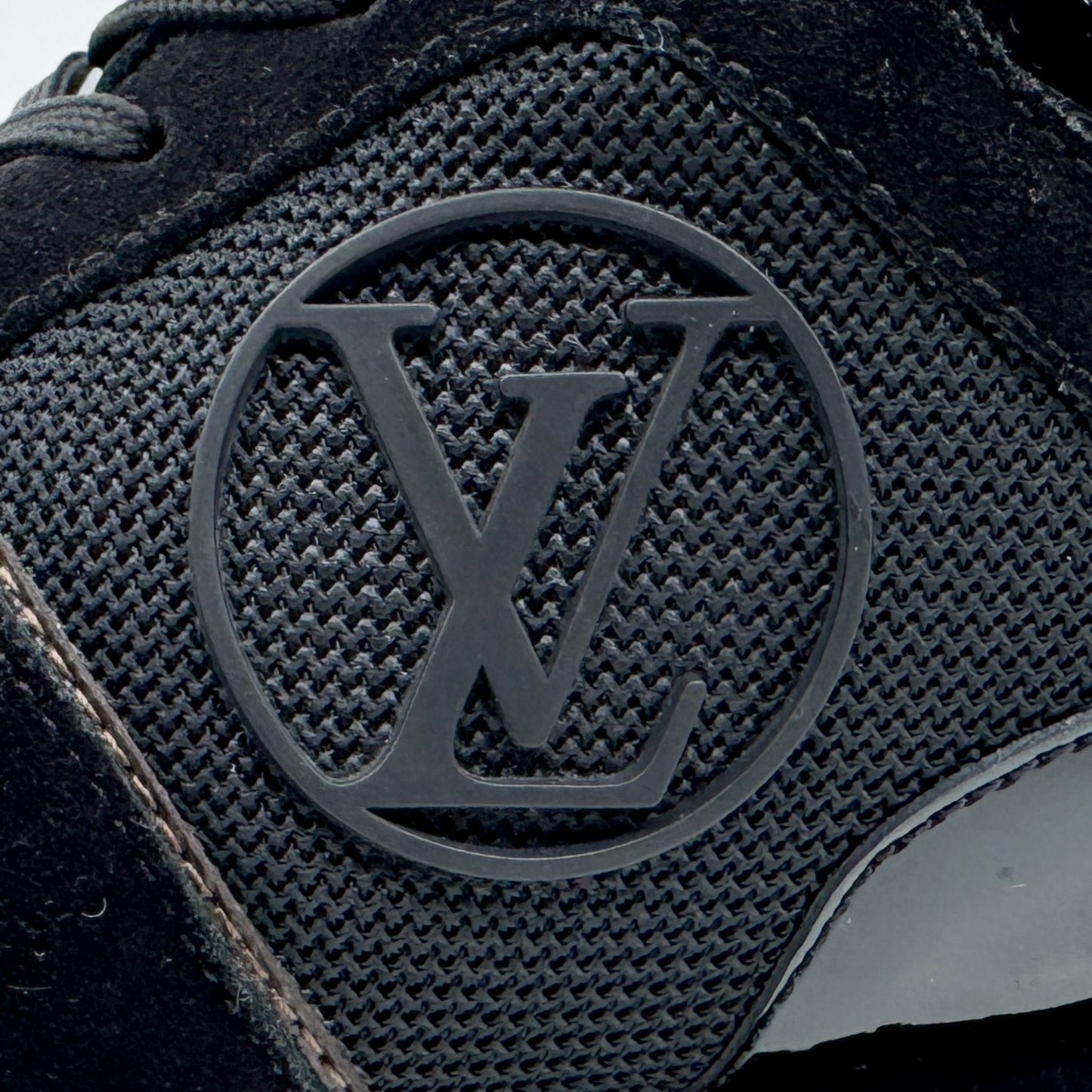 Louis Vuitton Black Mesh Leather Monogram Canvas Run Away Sneakers EU38 ~ AU7