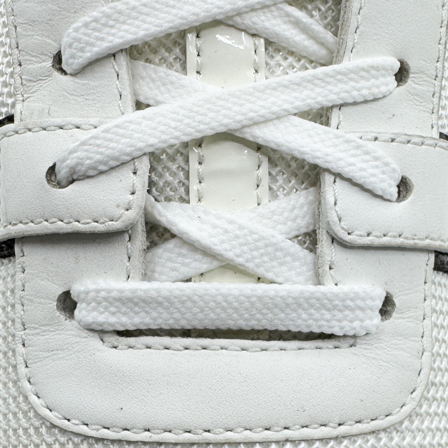 Louis Vuitton White Leather & Monogram Canvas Run Away Sneakers EU38 ~ AU7