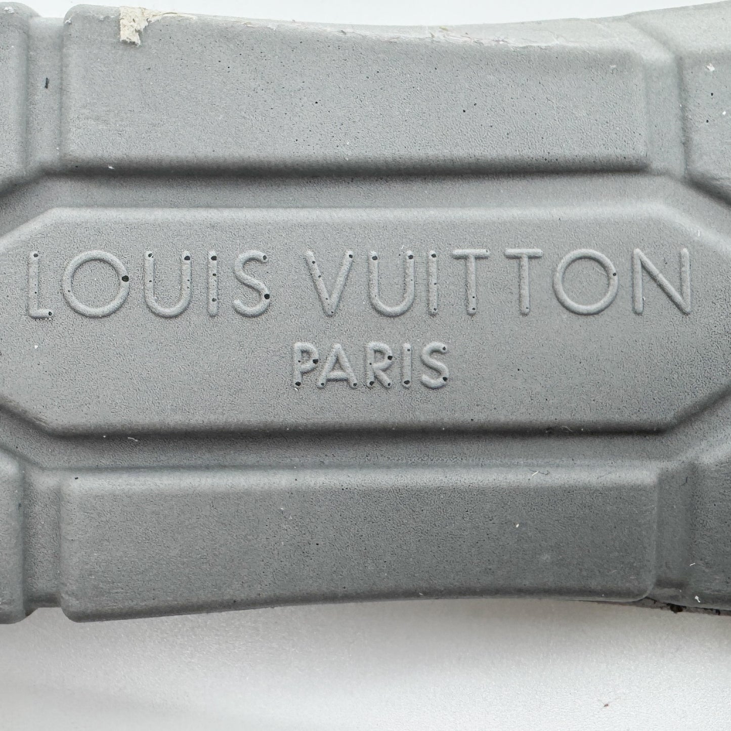 Louis Vuitton White Leather & Monogram Canvas Run Away Sneakers EU38 ~ AU7