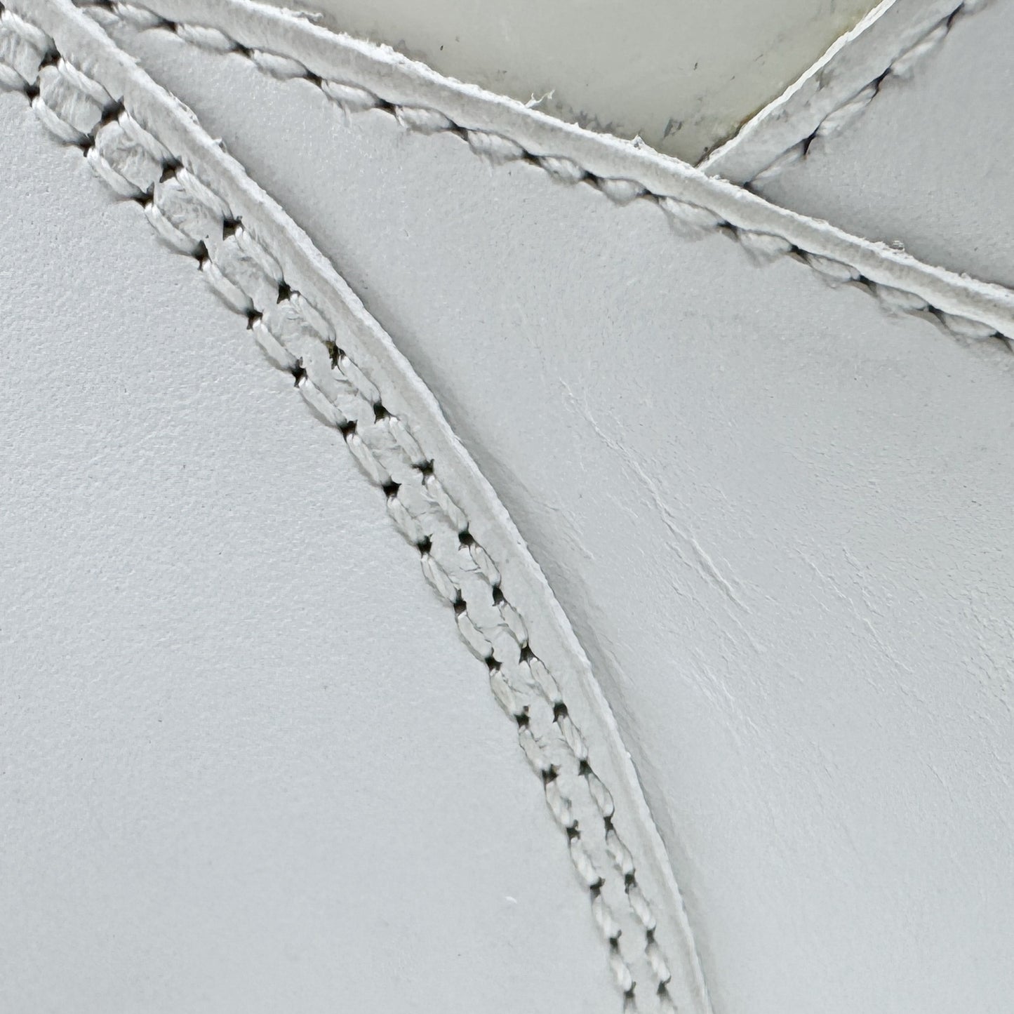 Louis Vuitton White Leather & Monogram Canvas Run Away Sneakers EU38 ~ AU7