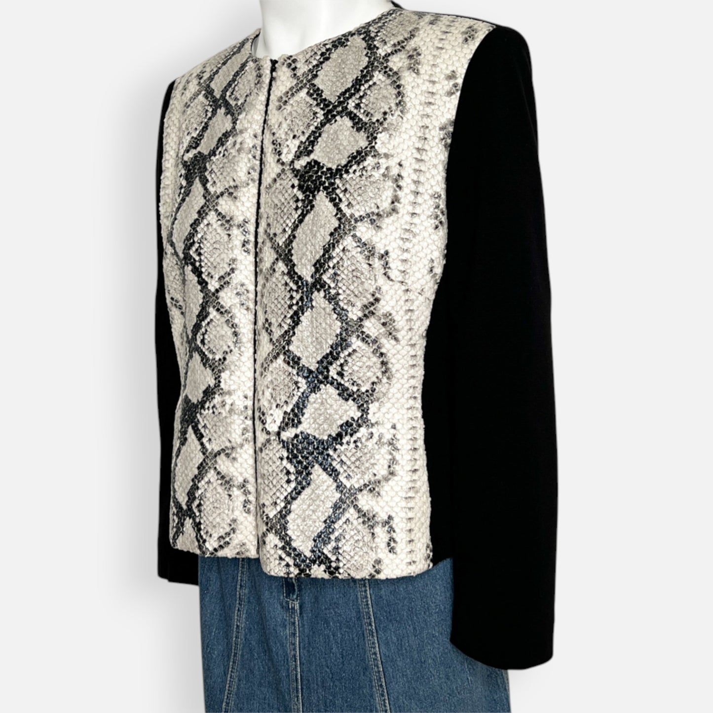 Carla Zampatti Black & Off-White Snake Skin Embossed Zip Jacket - AU12