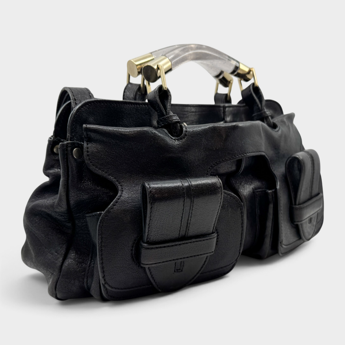 Studio61 Preloved Boutique Sydney vintage Chloé Saskia black leather satchel with resin handles and gold hardware