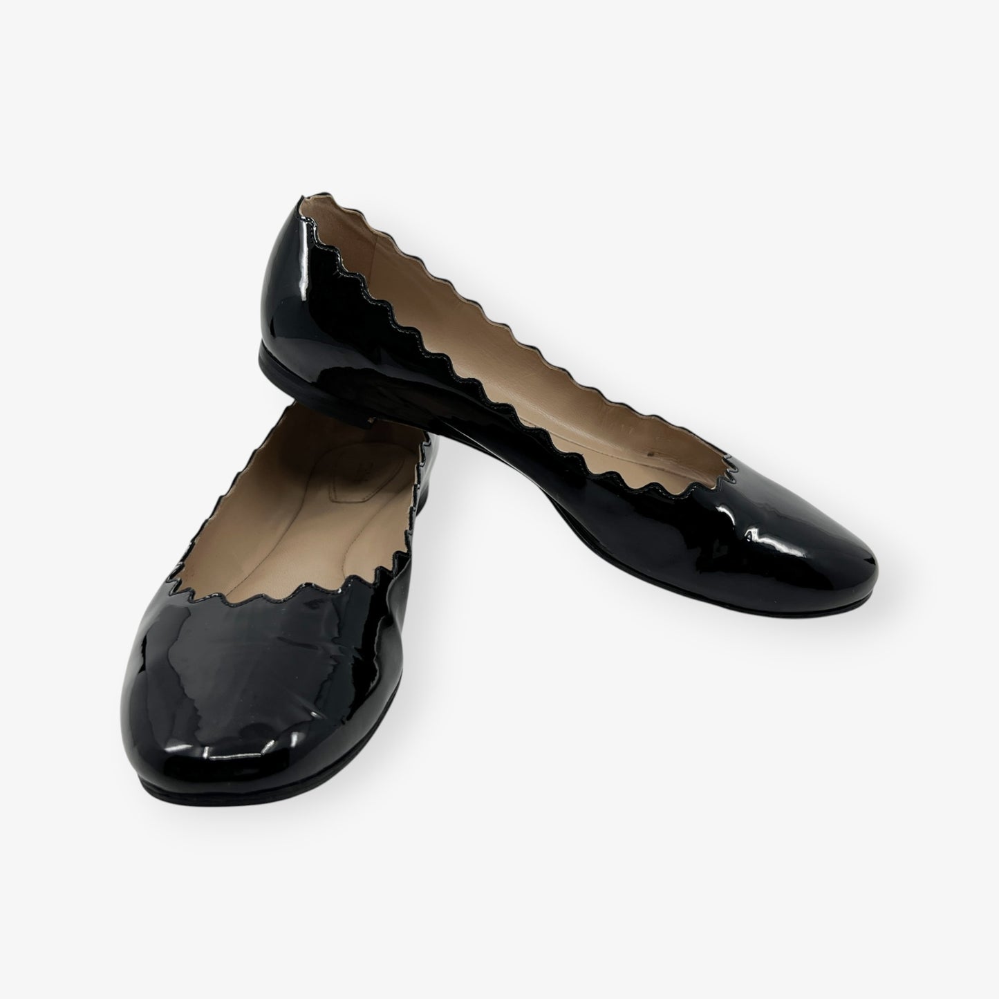 Chloe Black Patent Leather Scalloped Edge Lauren Flat Shoes EU38 ~ AU7
