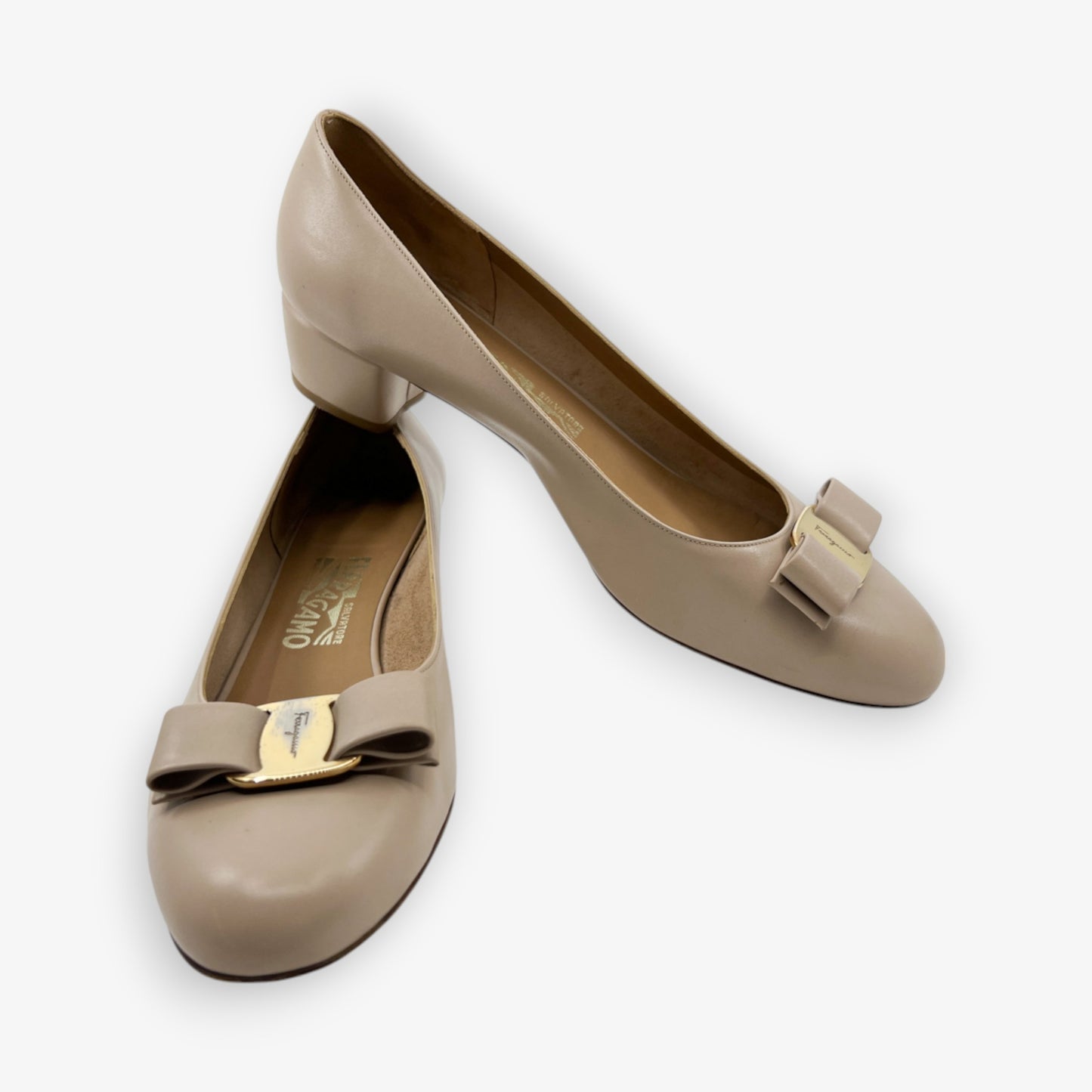Salvatore Ferragamo Nude Leather Vara Pumps Shoes EU41 ~ AU10