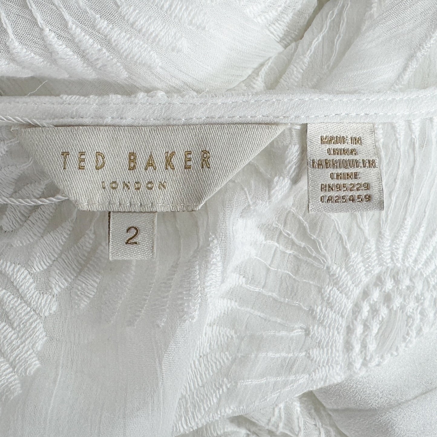 Ted Baker 'Lussa' Off White Puffball Sleeve Playsuit 2 ~ AU10