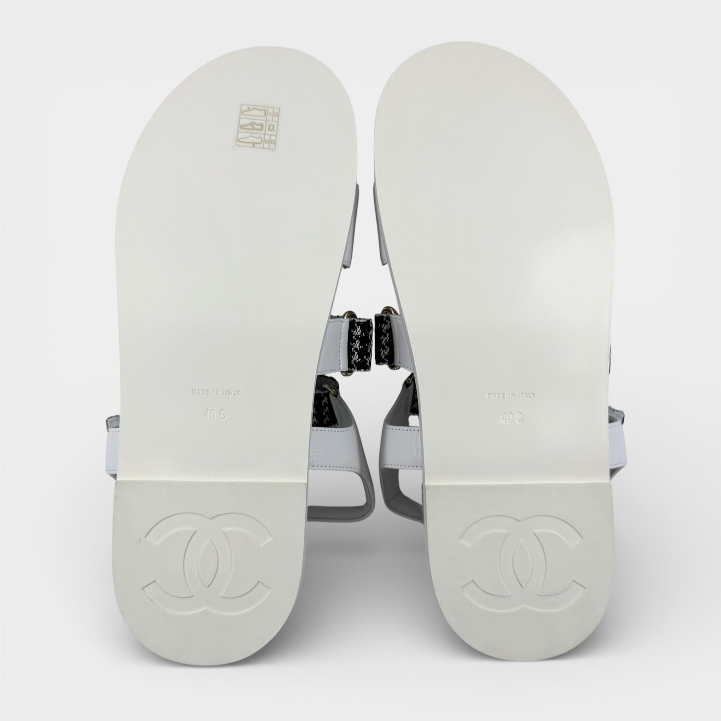 Chanel White Black Tweed Leather Espadrille Dad Sandals EU40 C ~ AU9