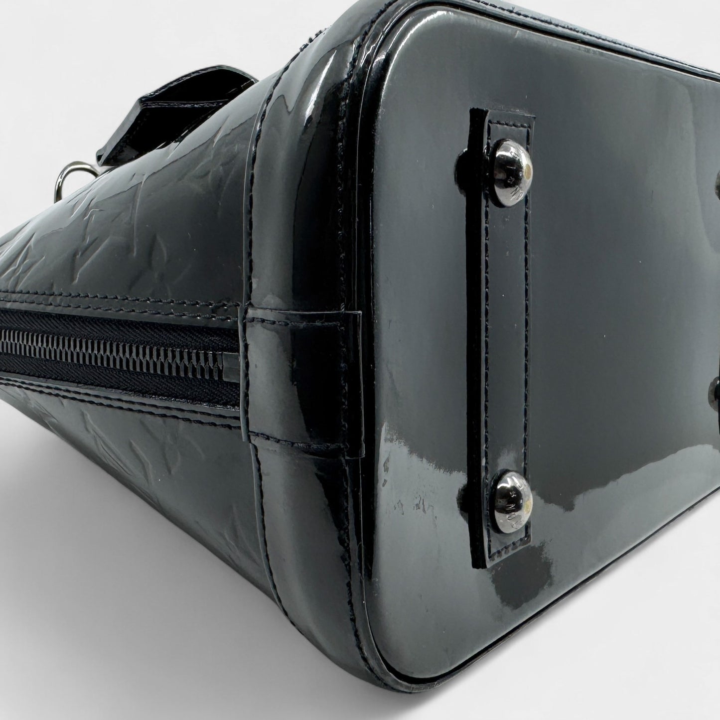 Louis Vuitton Alma Black Patent Leather Handbag Medium