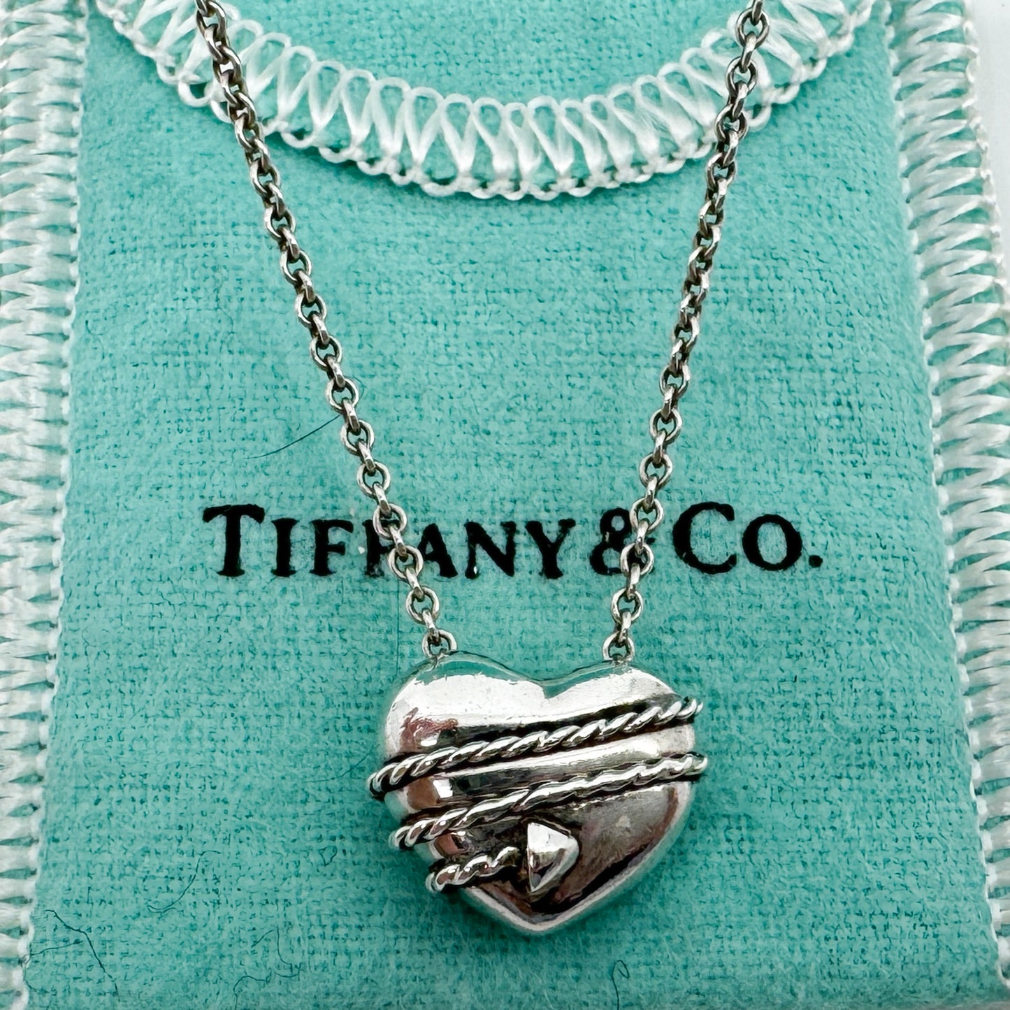 Tiffany & Co. 1994 Solid Silver 925 Heart & Arrow Pendant Necklace