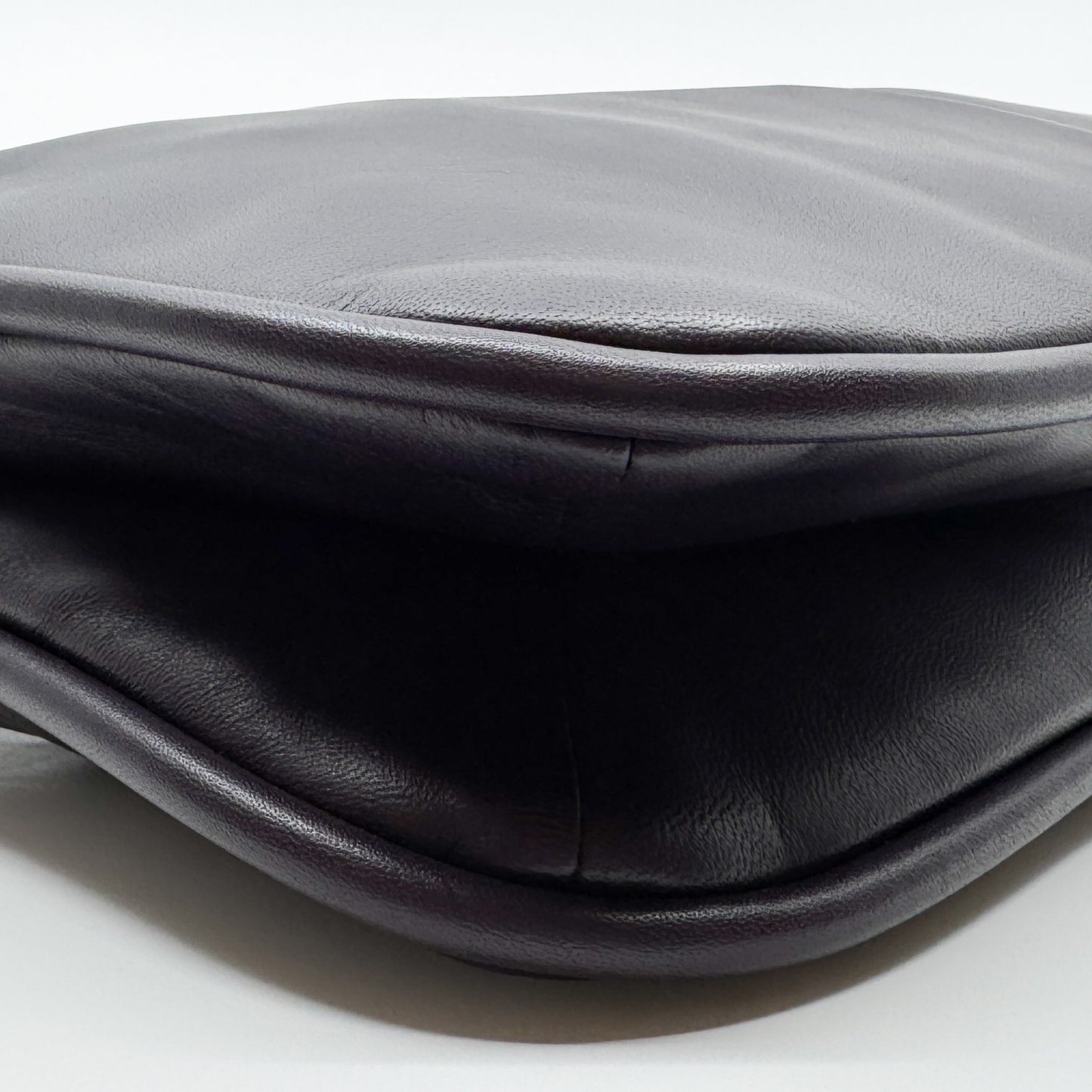Witchery Plum Smooth Soft Leather Shoulder Bag [NEW]