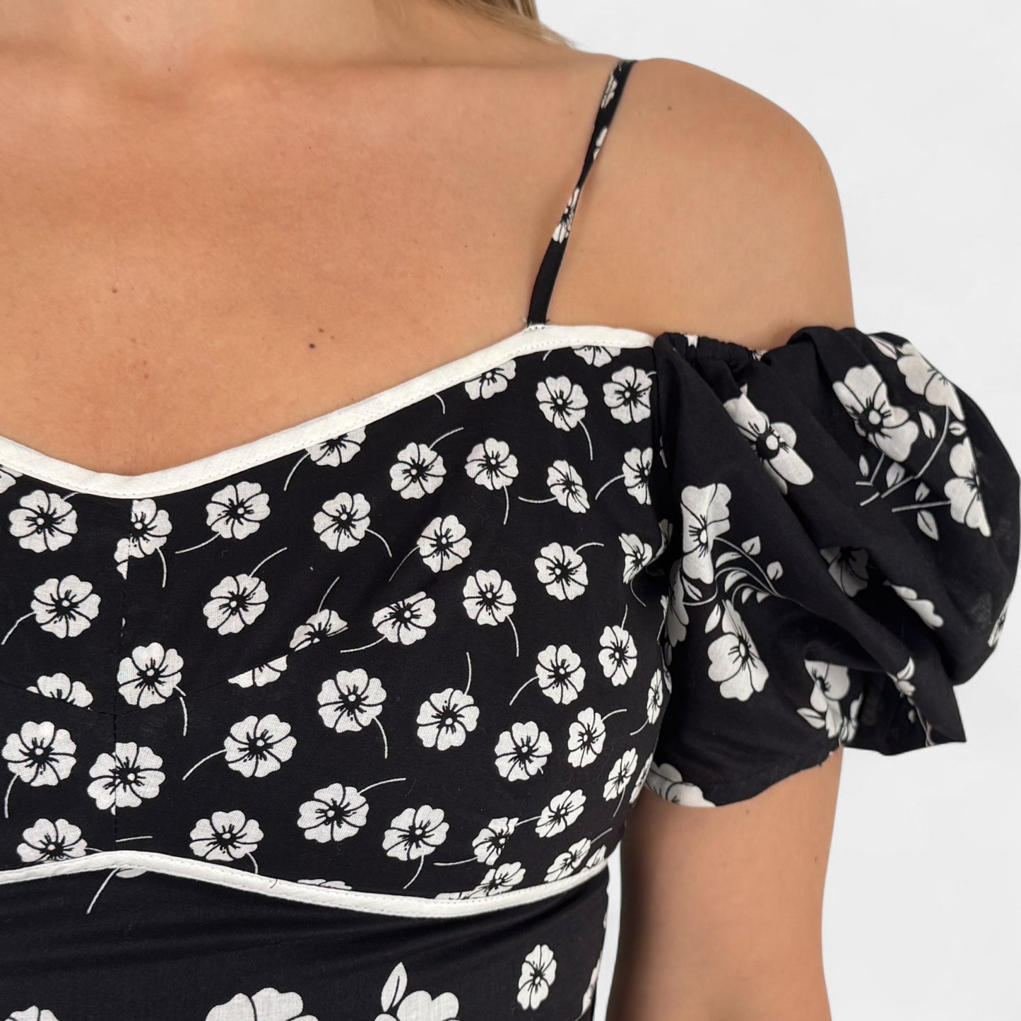 Alice McCall Black & White Floral Izabella Midi Dress AU8 ~ Small