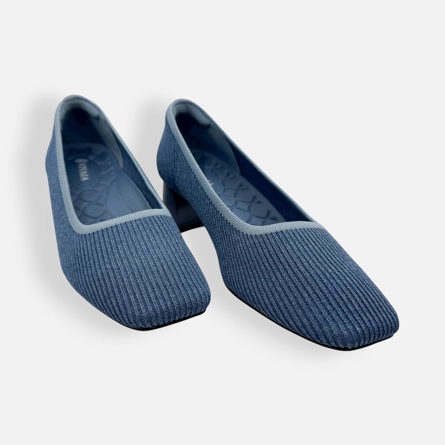 Vivaia Light Blue Mid Heel Melody Court Shoes EU41 M ~ AU10