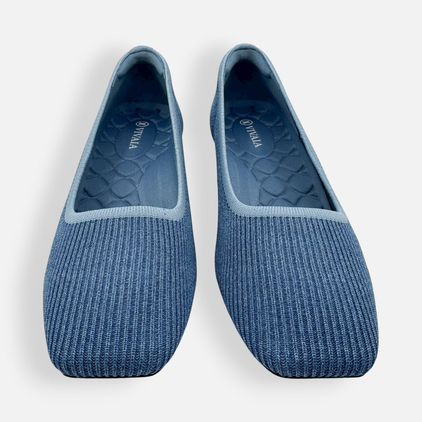 Vivaia Light Blue Mid Heel Melody Court Shoes EU41 M ~ AU10