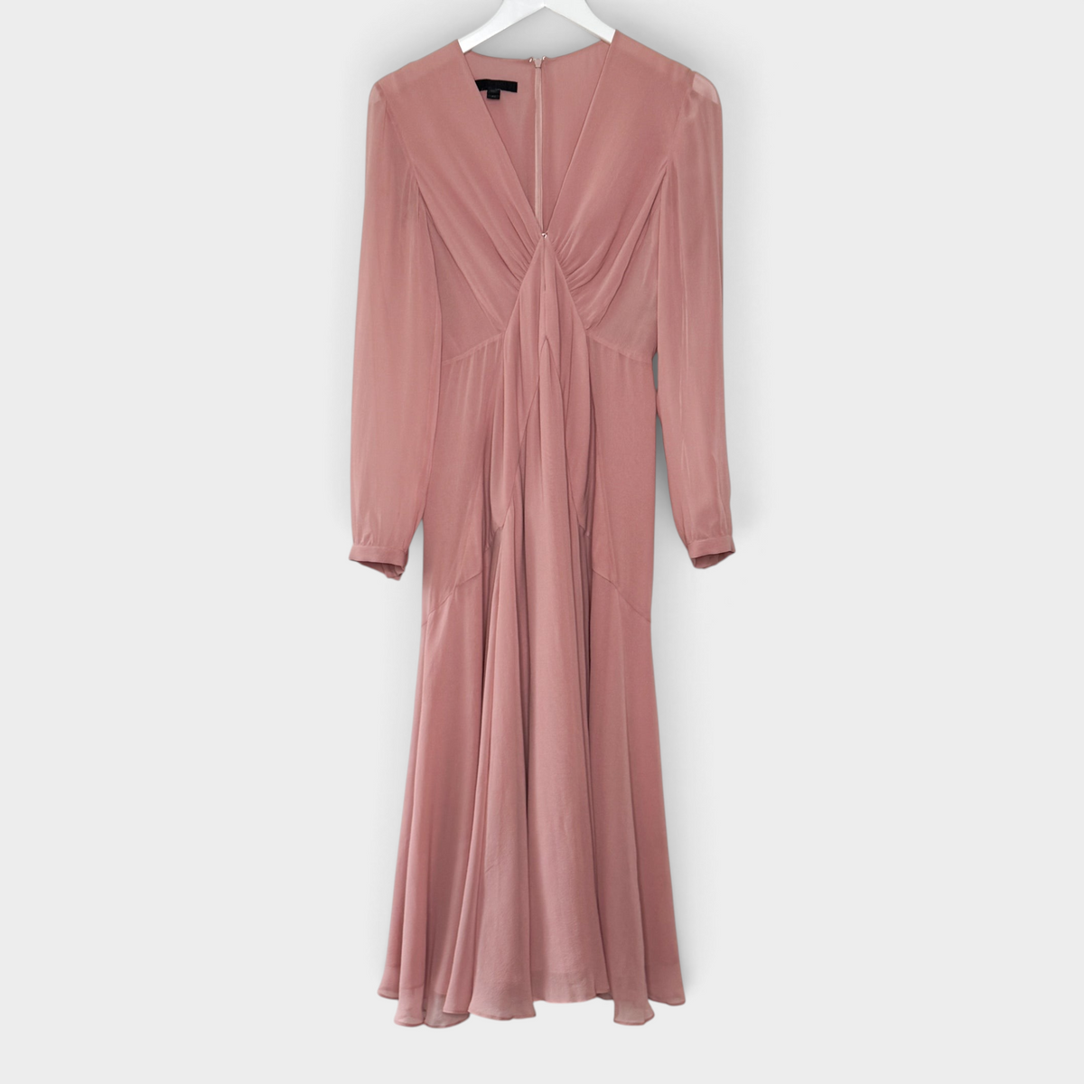 Studio61 Preloved Boutique Sydney Burberry dusky pink silk midi dress with long sleeves and a keyhole V-neckline