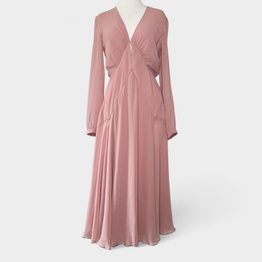 Studio61 Preloved Boutique Sydney Burberry dusky pink silk midi dress with long sleeves and a keyhole V-neckline.
