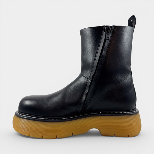 Camilla & Marc Black Leather Miki Ankle Boots EU39 ~ AU8 [NEW]