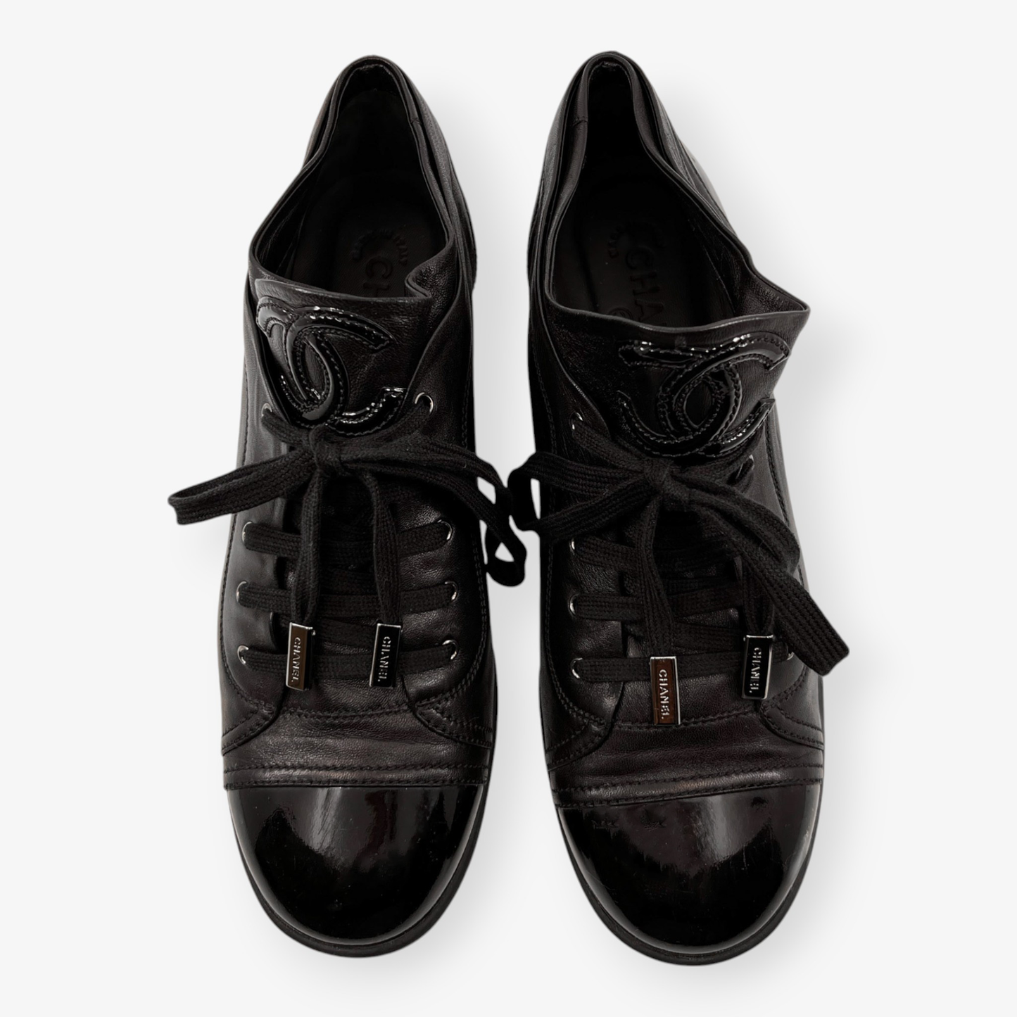 Chanel Black Patent and Leather CC Low Top Sneakers EU41 ~ AU10