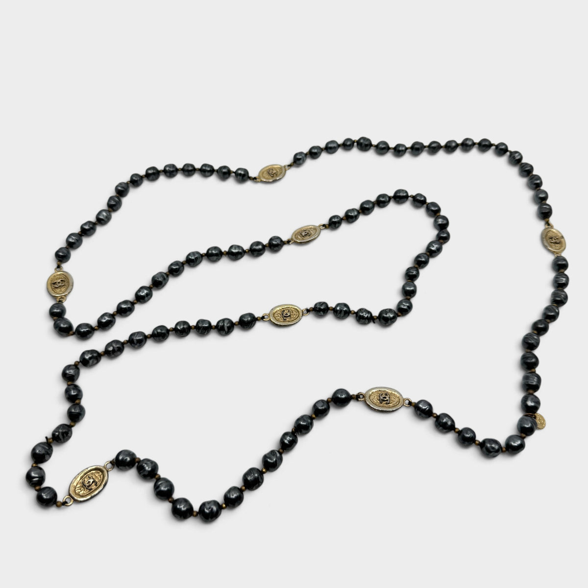 Chanel Grey Baroque Faux Pearl CC Sautoir Long Necklace Gold Vintage 1980s