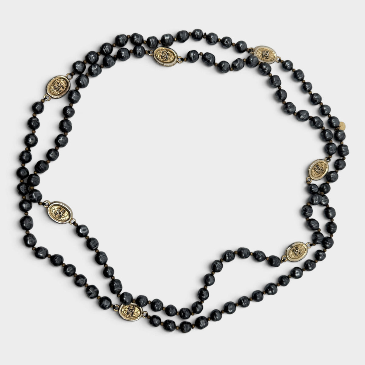 Chanel Grey Baroque Faux Pearl CC Sautoir Long Necklace Gold Vintage 1980s