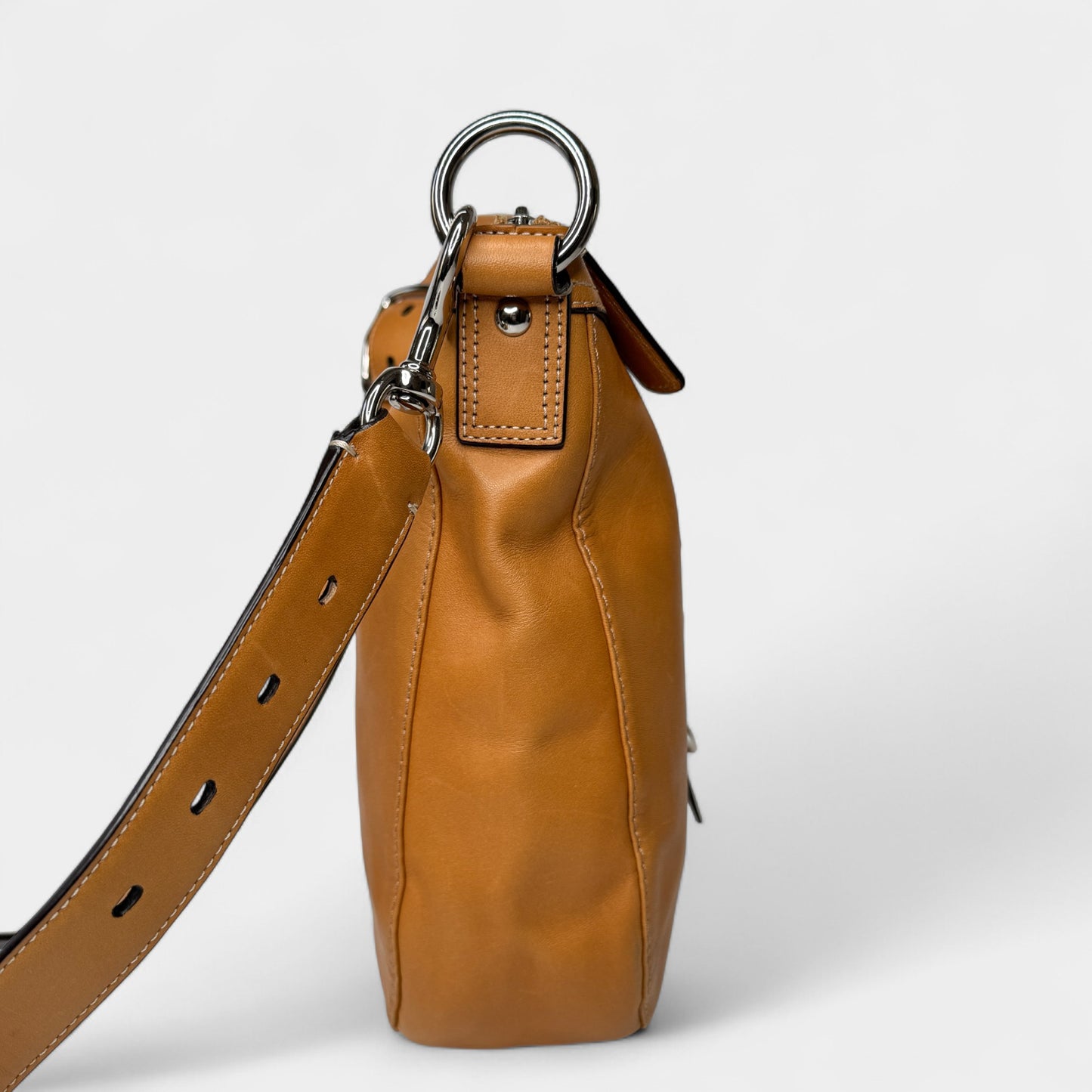 Coach Vintage Tan Leather Chelsea Crossbody Shoulder Bag [F14018]