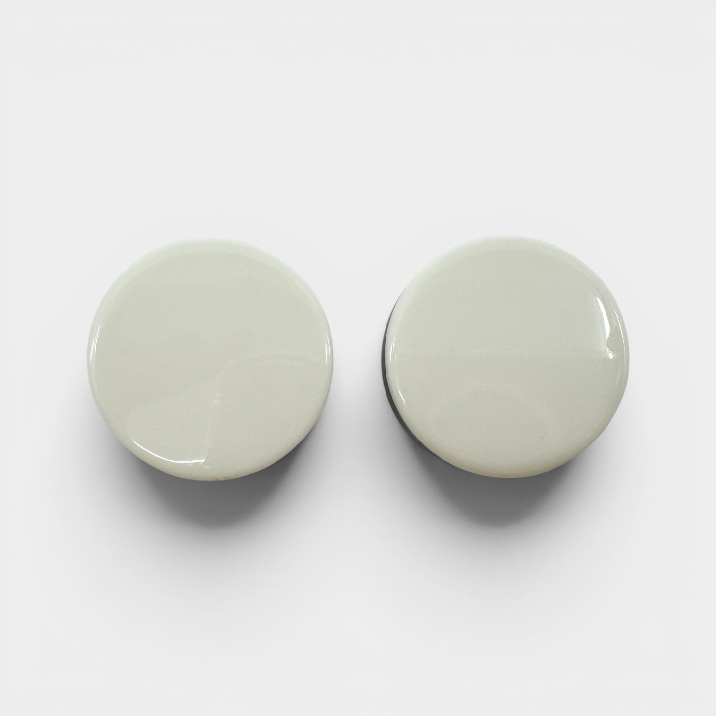 Angela Caputi Italy White Black Resin Statement Clip On Earrings