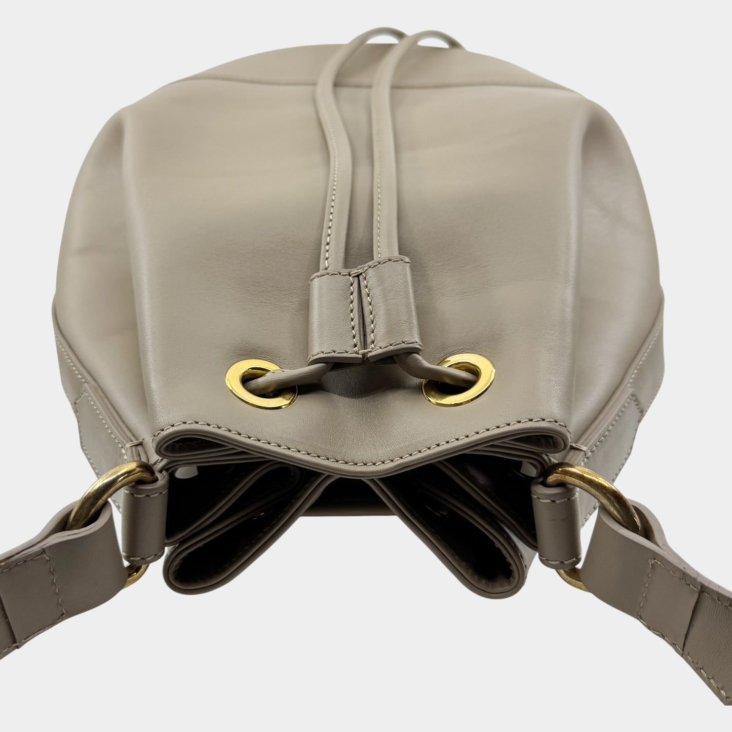 Edward Gilbert Beige Leather Drawstring Bucket Shoulder Bag