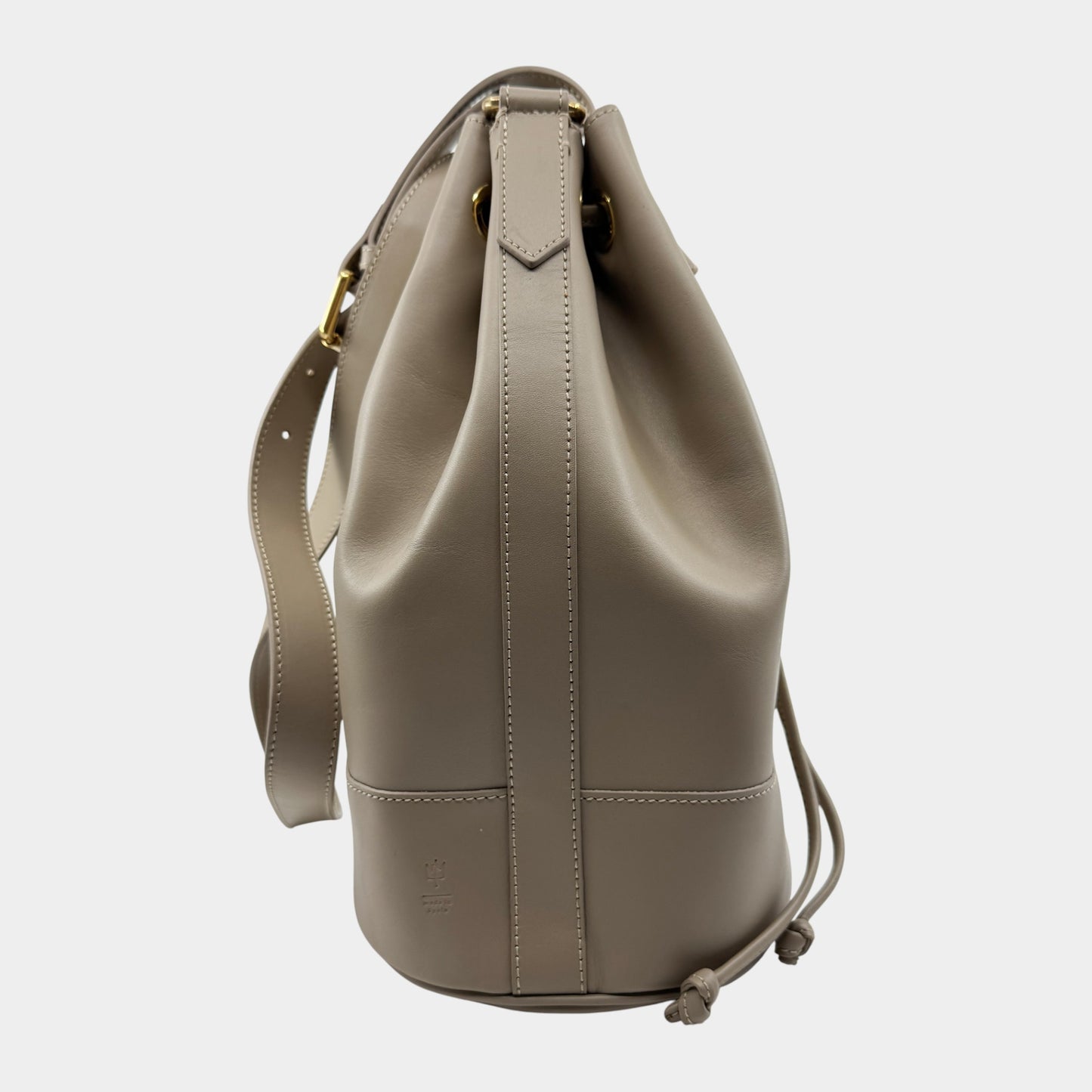 Edward Gilbert Beige Leather Drawstring Bucket Shoulder Bag