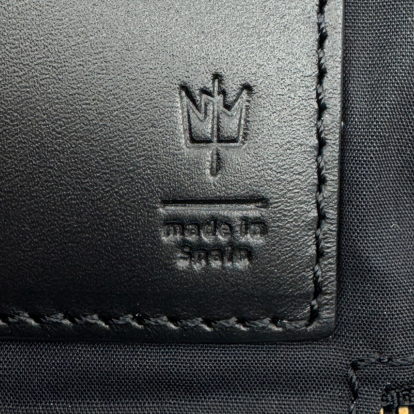 Romance Was Born X Edward Gilbert Black Red Foil Print Leather Zip Wallet