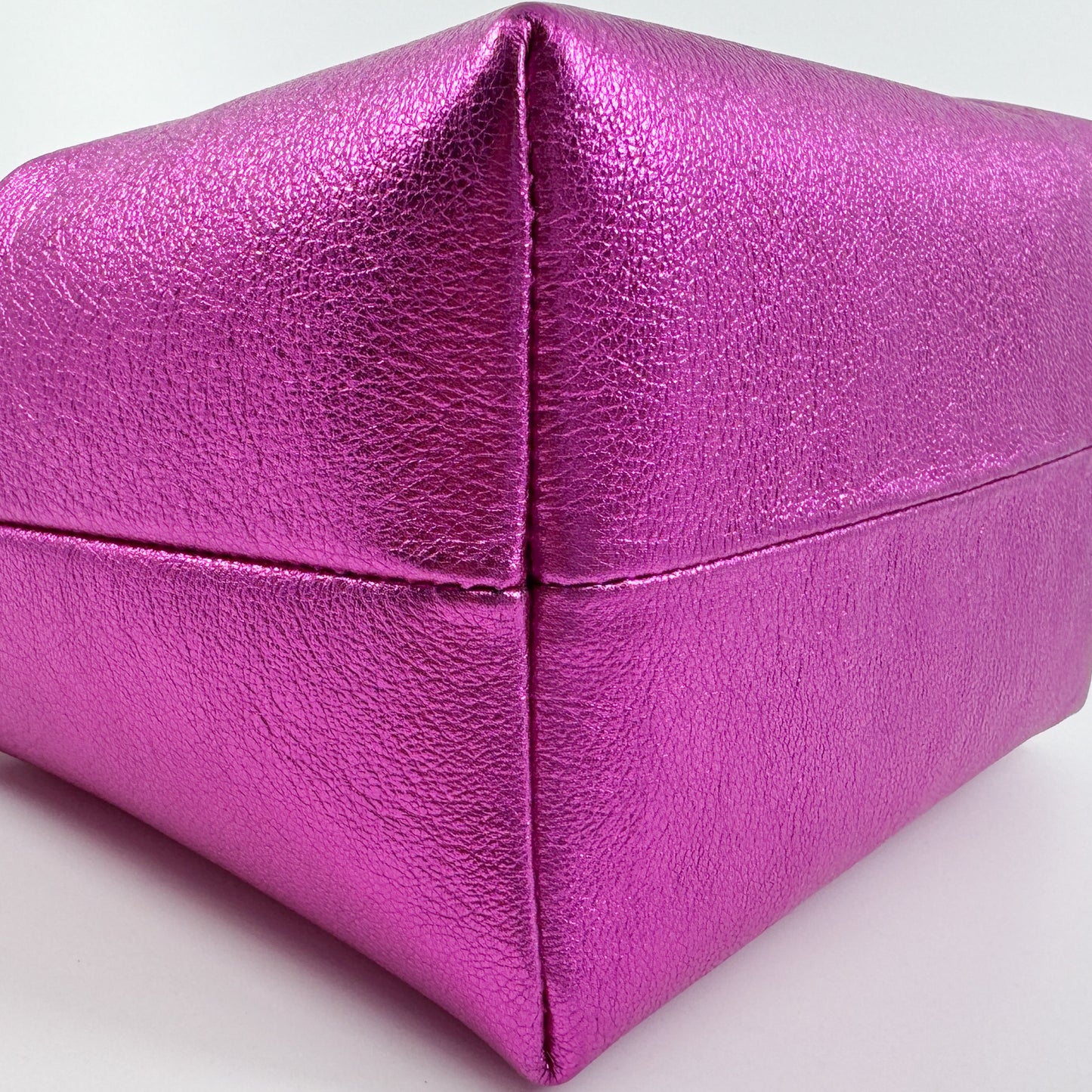 EÉRA Bright Fuchsia Metallic Pink Grainy Leather Moonbag Clutch