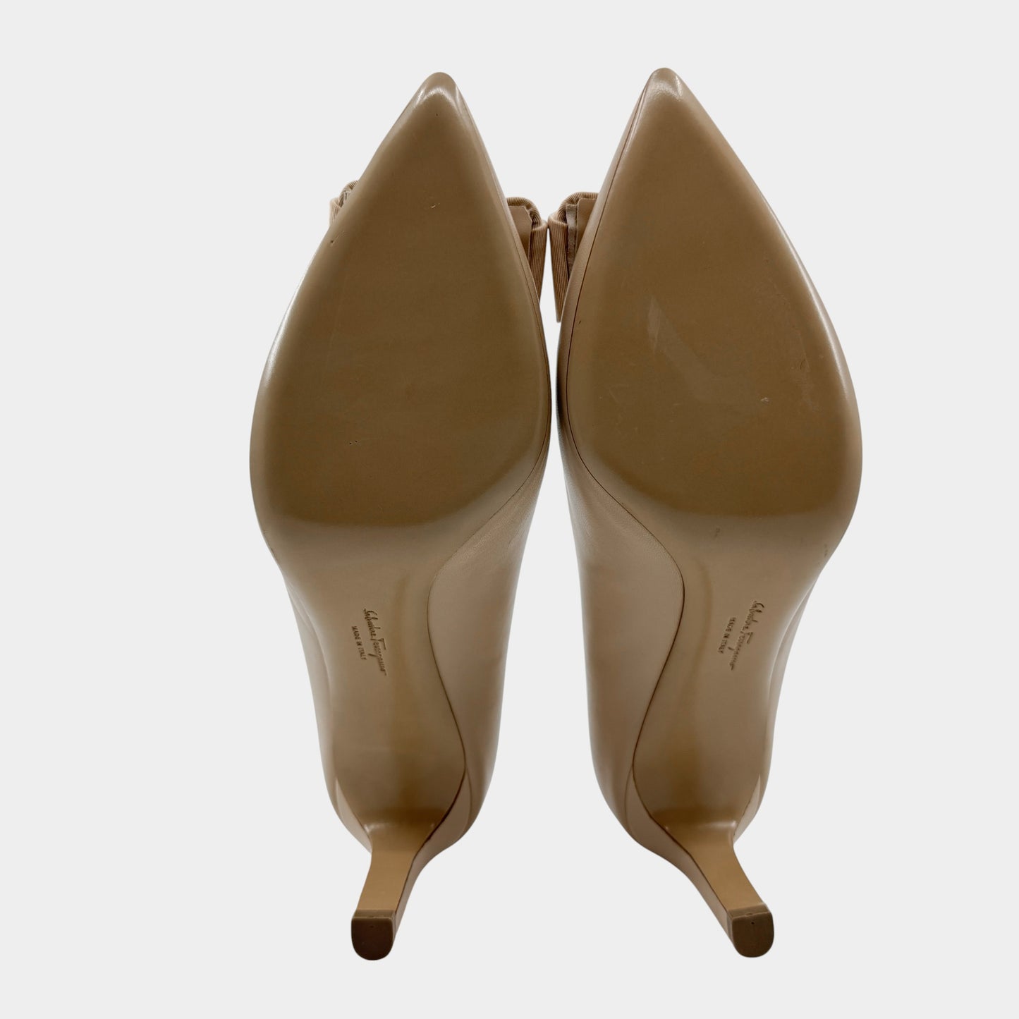 Salvatore Ferragamo Mimi Val Ribbon Cream Pump Shoes EU41 ~ AU10 ~ US10