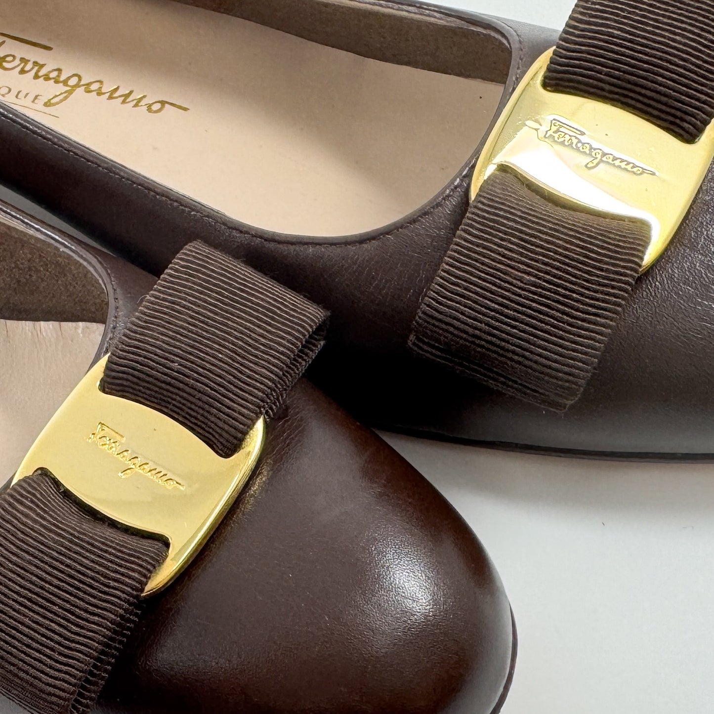 Salvatore Ferragamo Vintage Brown Leather Vara Bow Shoes AU7.5 ~ EU38
