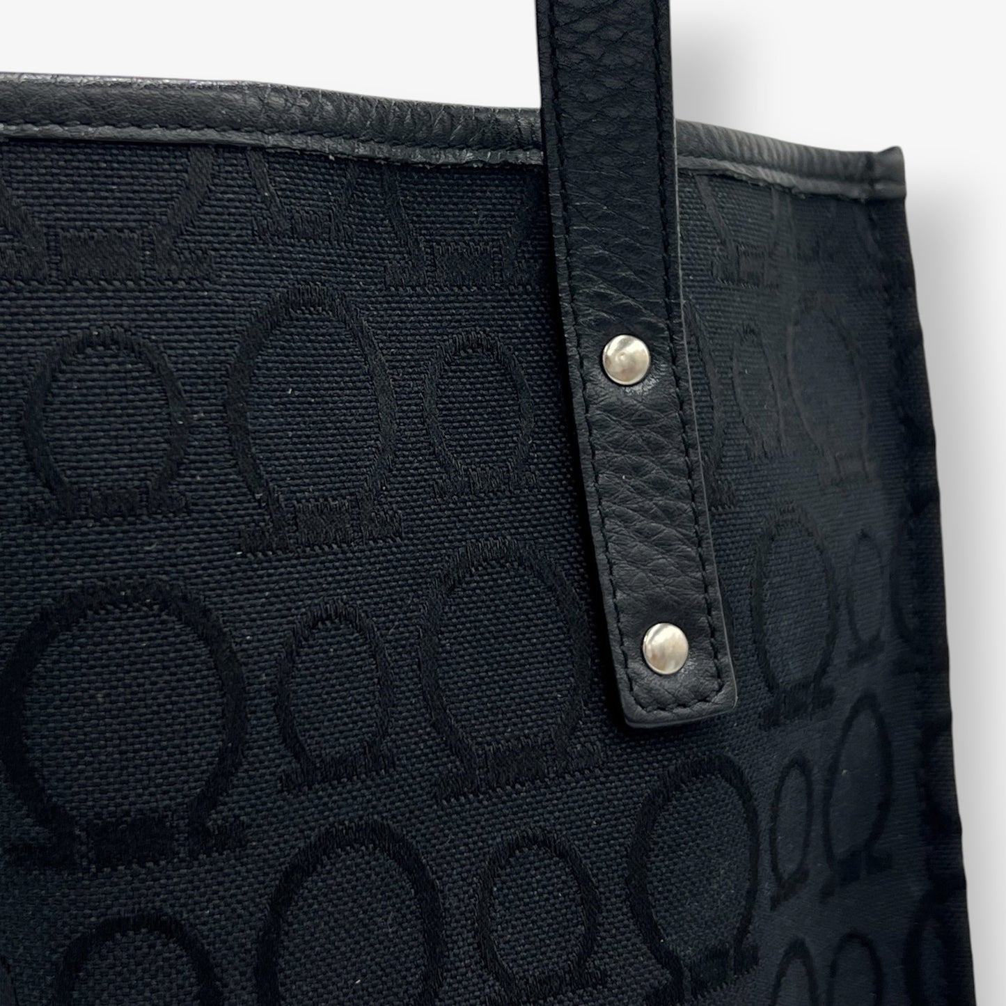 Salvatore Ferragamo Black Jacquard & Leather Tote Bag Code: AU-21 / B160