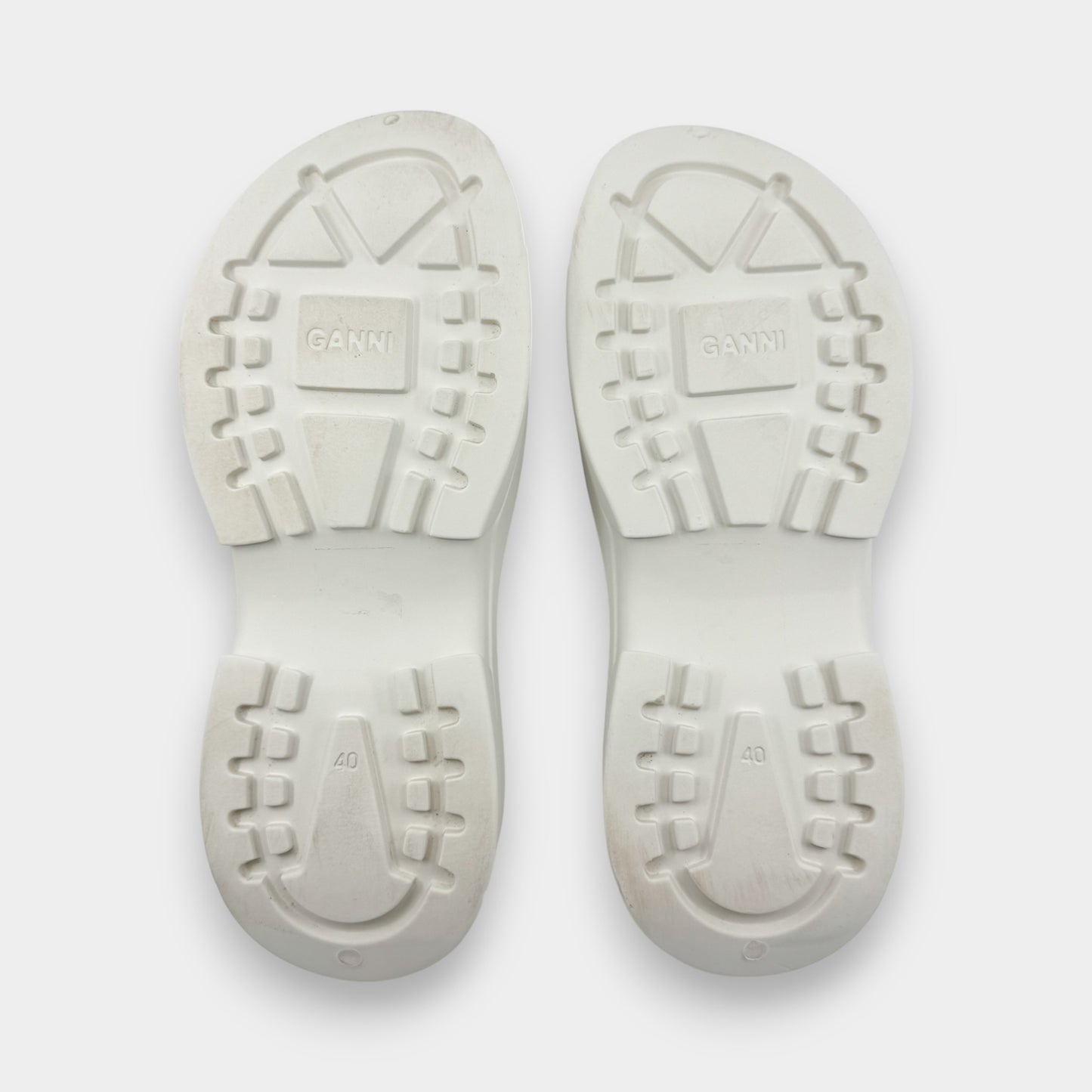 Ganni Off-White Pool Slide Shoes EU40 ~ AU9