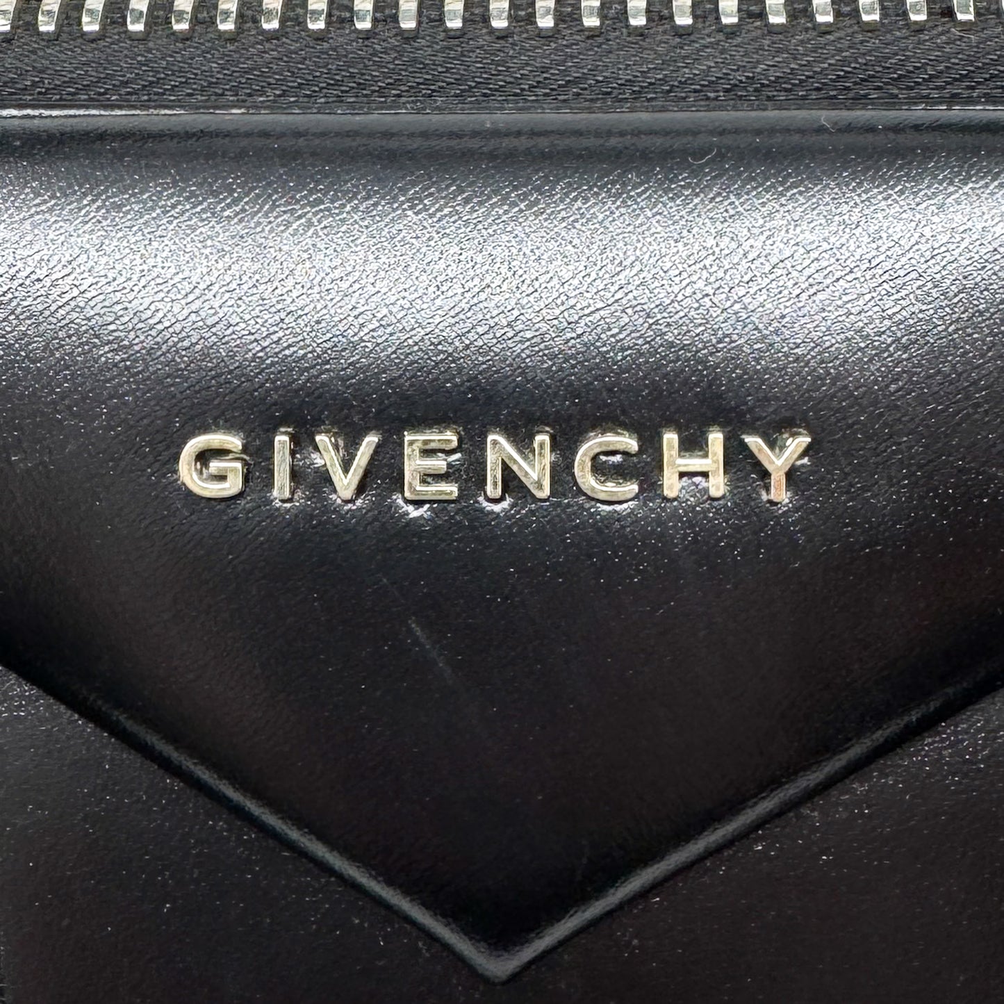 Givenchy Black Glazed Leather Antigona Two-Way Zip Satchel Bag