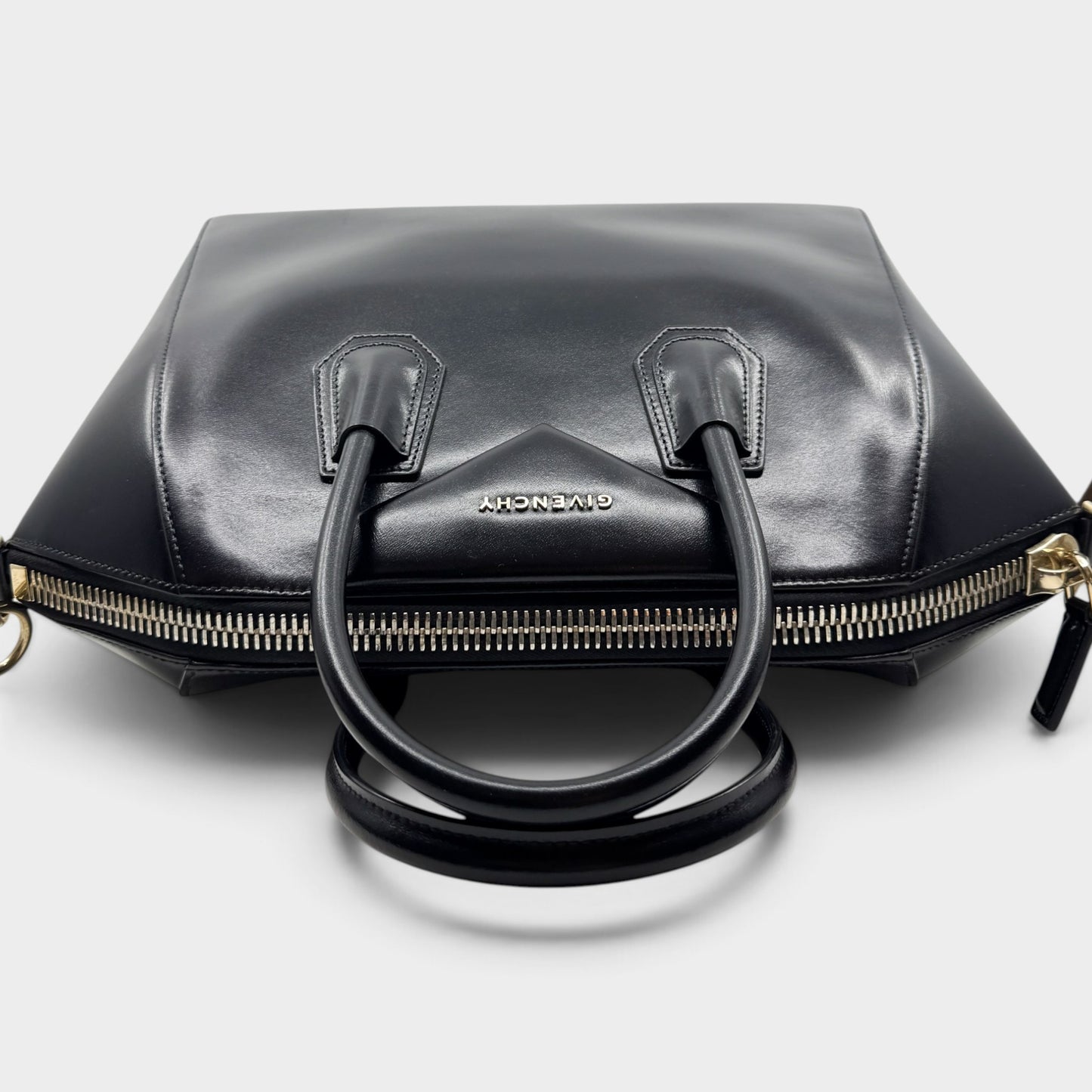 Givenchy Black Glazed Leather Antigona Two-Way Zip Satchel Bag