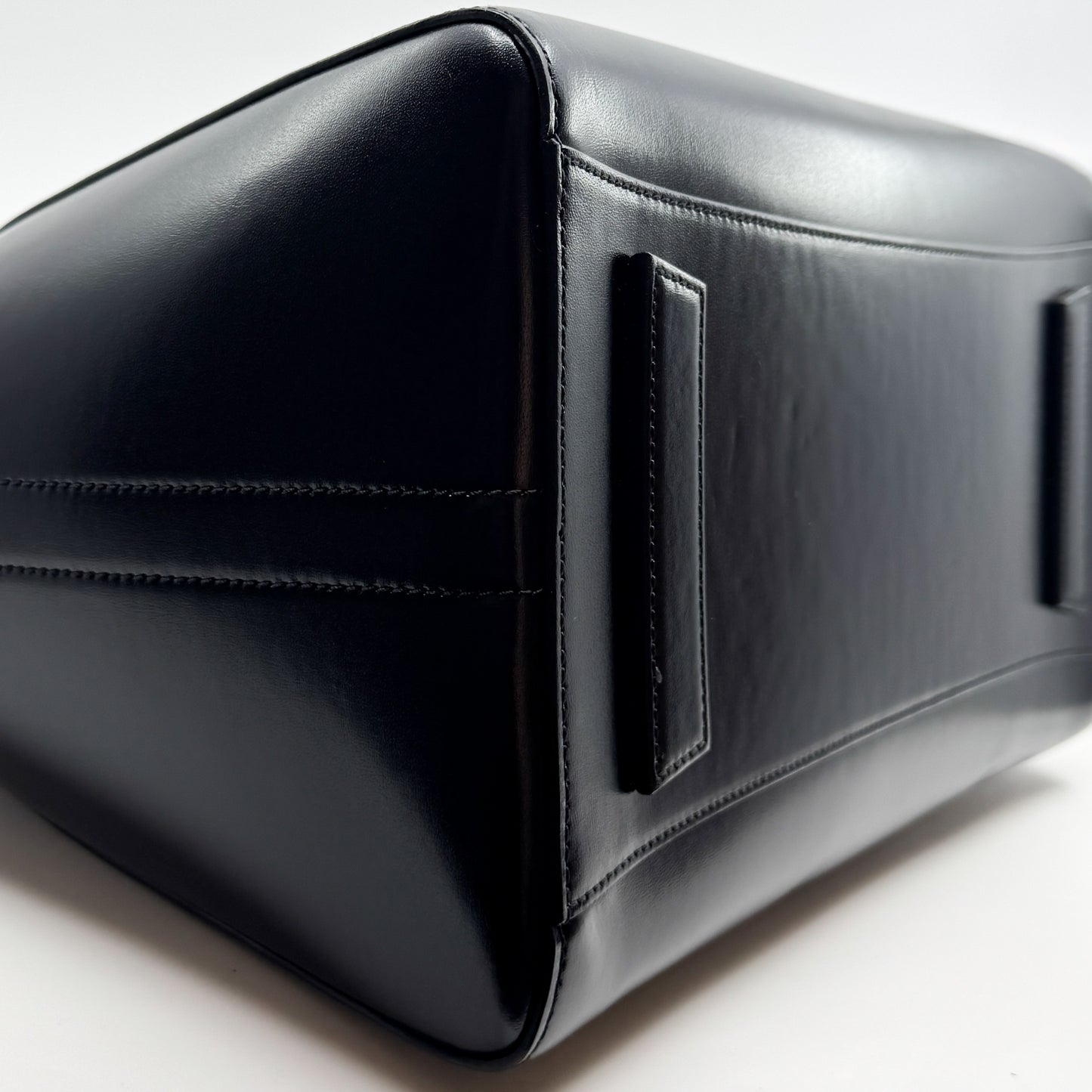 Givenchy Black Glazed Leather Antigona Two-Way Zip Satchel Bag
