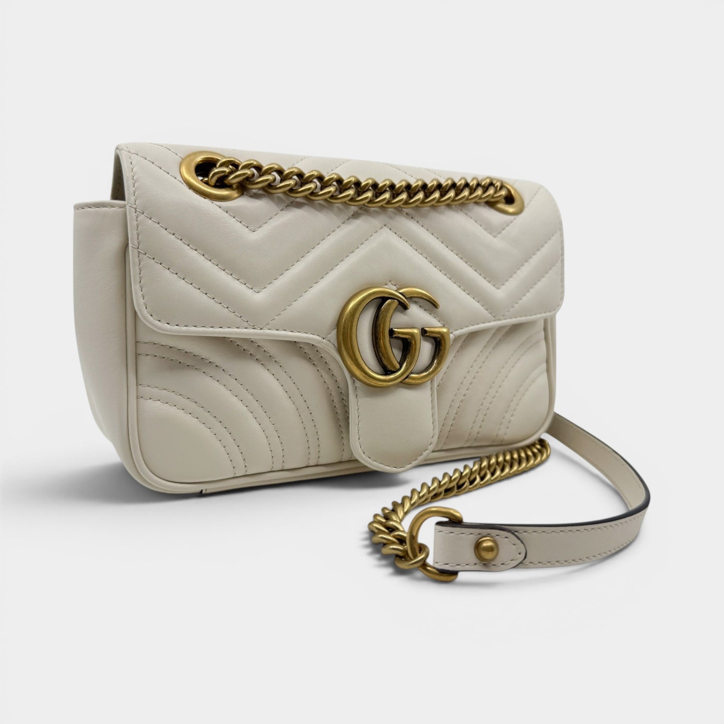 Gucci Off White Matelassé Leather Chevron Quilted GG Marmont Small Bag