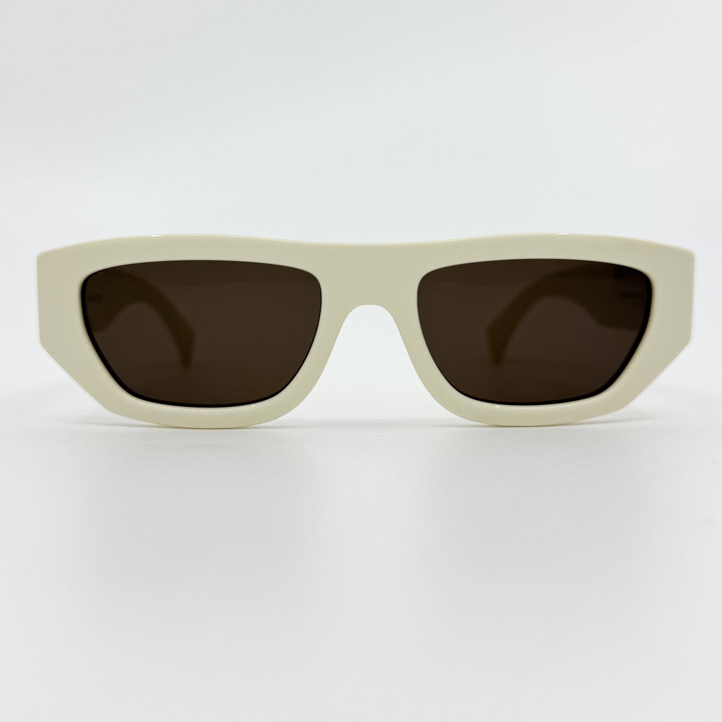 Gucci Cream Rectangle Sunglasses Unisex [GG1134S]