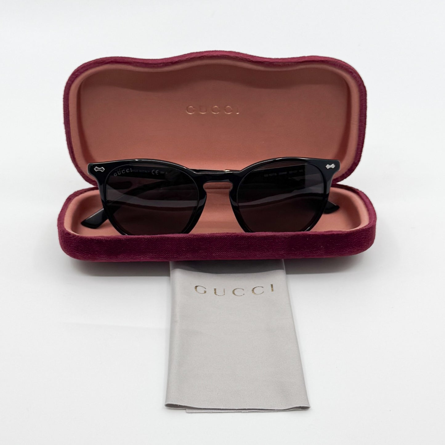 Gucci Black Round Unisex Sunglasses [GG1127S]