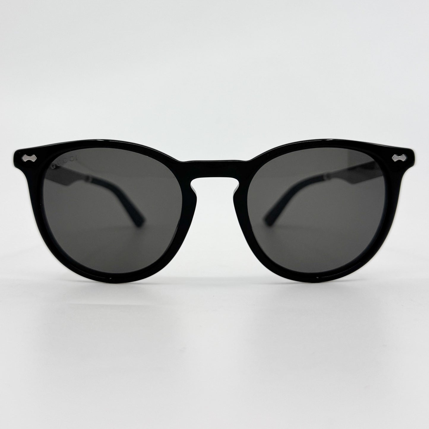 Gucci Black Round Unisex Sunglasses [GG1127S]