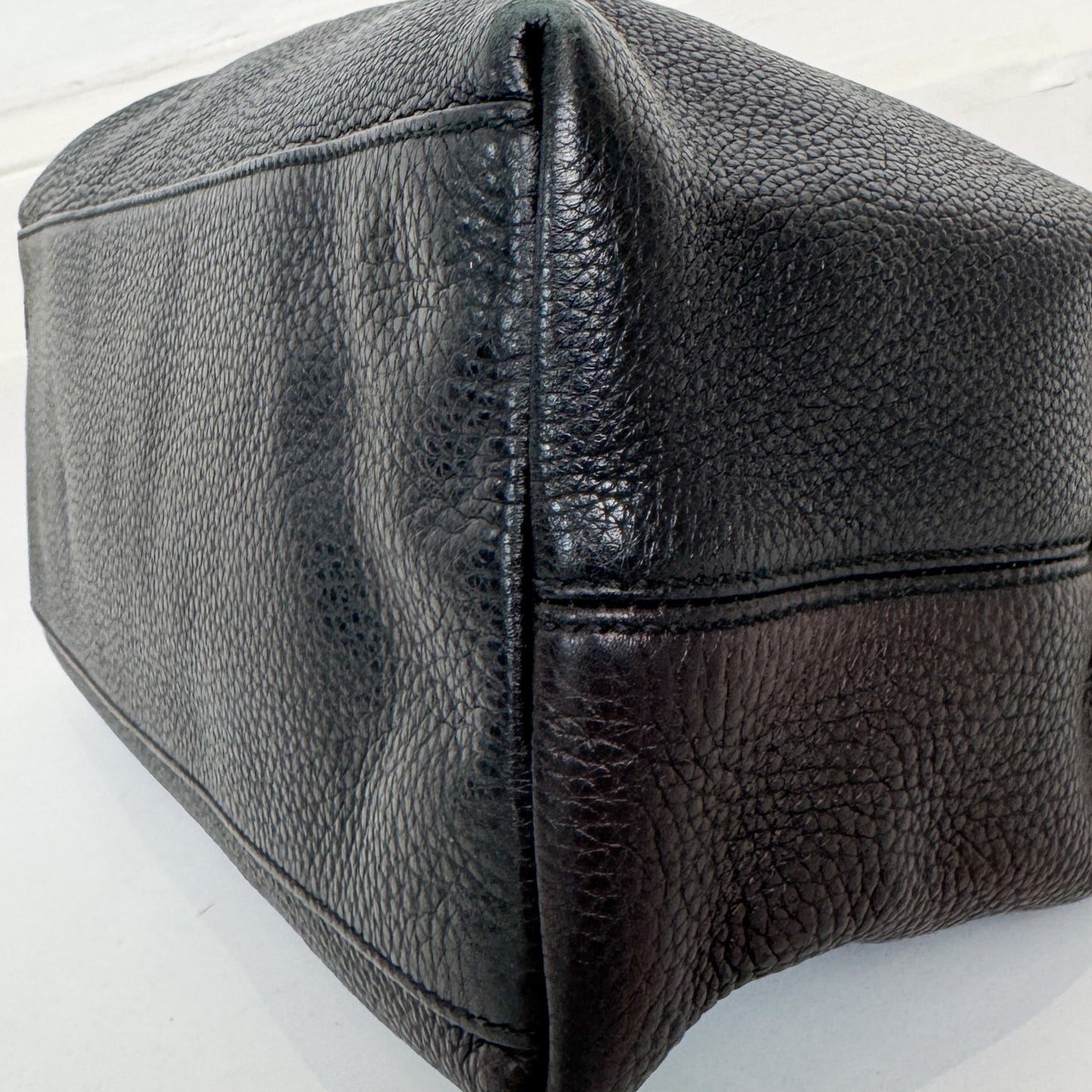 Gucci Soho Double Chain Black Leather Tote Handbag