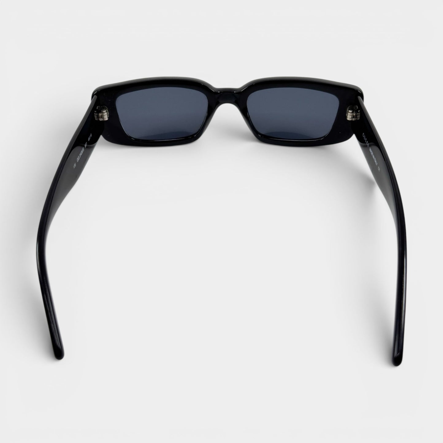 Gucci Vintage Black Rectangle Sunglasses [GG 2409/S]