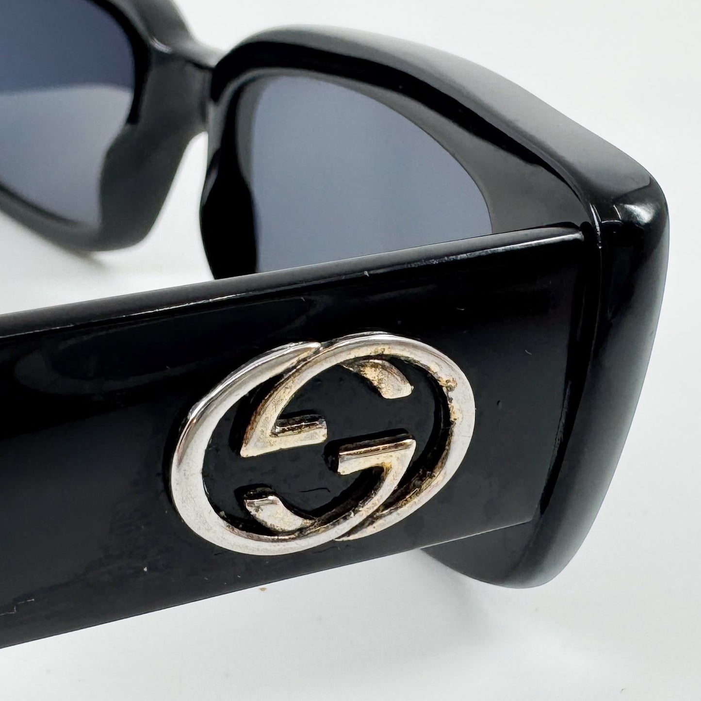 Gucci Vintage Black Rectangle Sunglasses [GG 2409/S]