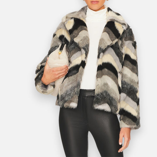 Le Superbe Black Grey Cream Chevron Faux Fur Jacket L ~ AU14