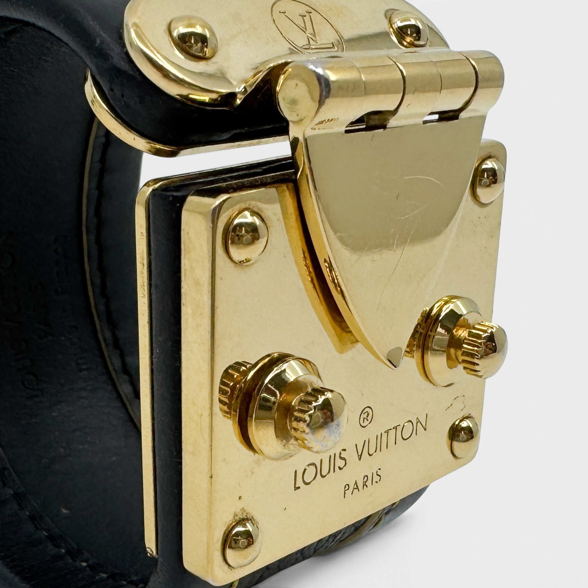 Louis Vuitton Suhali Dark Black Brown Leather S Lock Gold Cuff Bracelet Size S