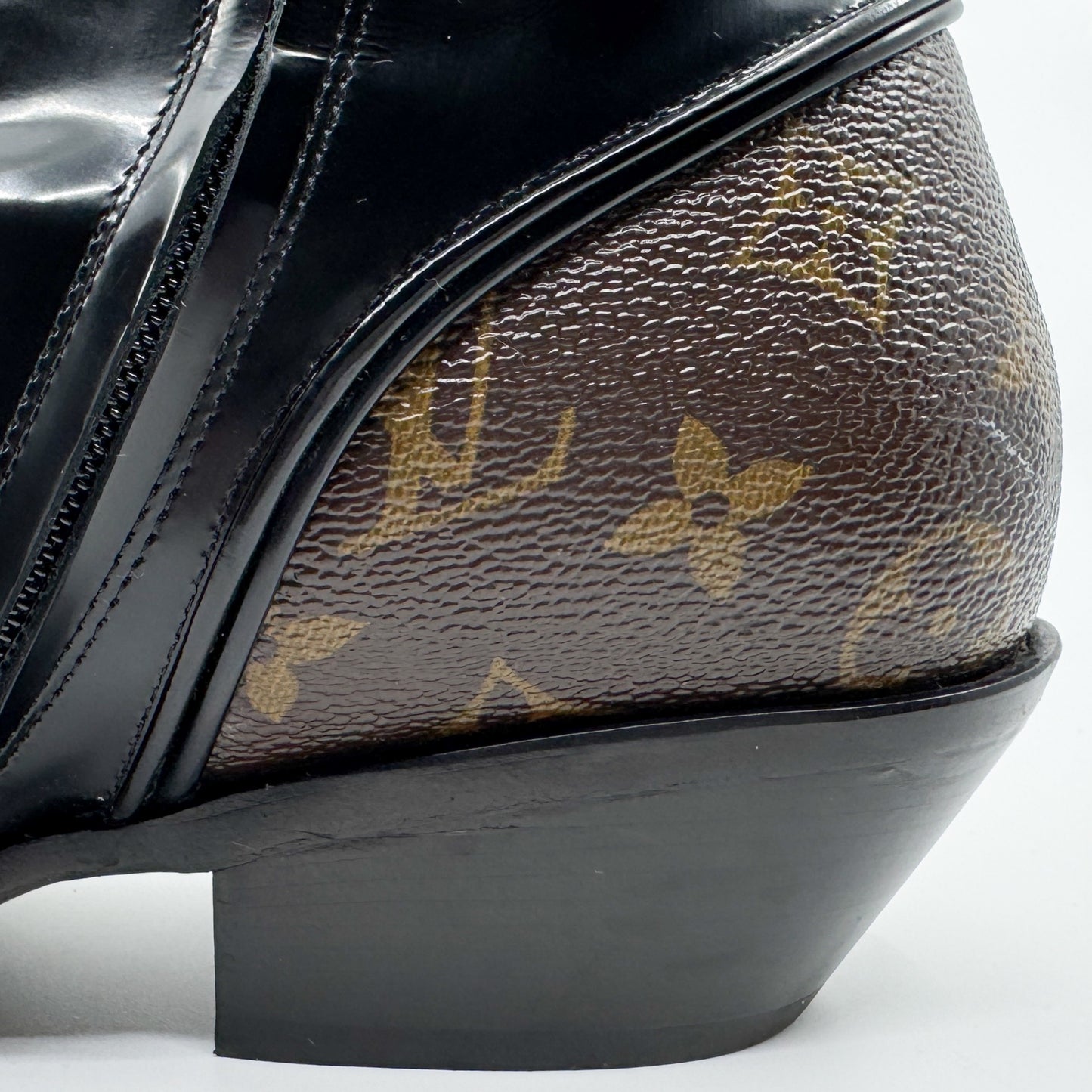 Louis Vuitton Black Patent Monogram Matador Ankle Boots EU38 ~ AU7