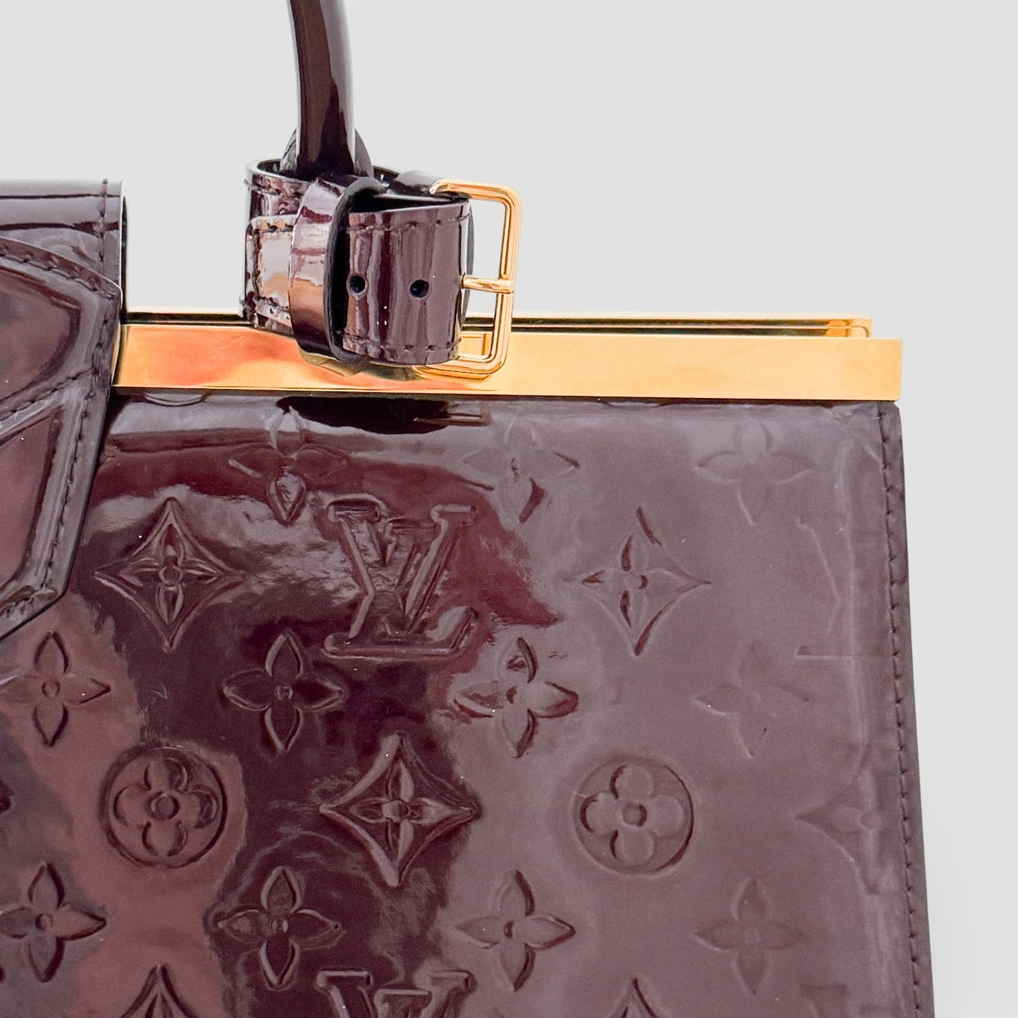 Louis Vuitton Vintage Amarante Monogram Vernis Leather Deesse GM Bag