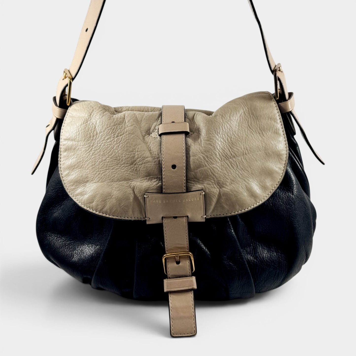 Marc by Marc Jacobs Vintage Y2K Beige Black Leather Crossbody Bag