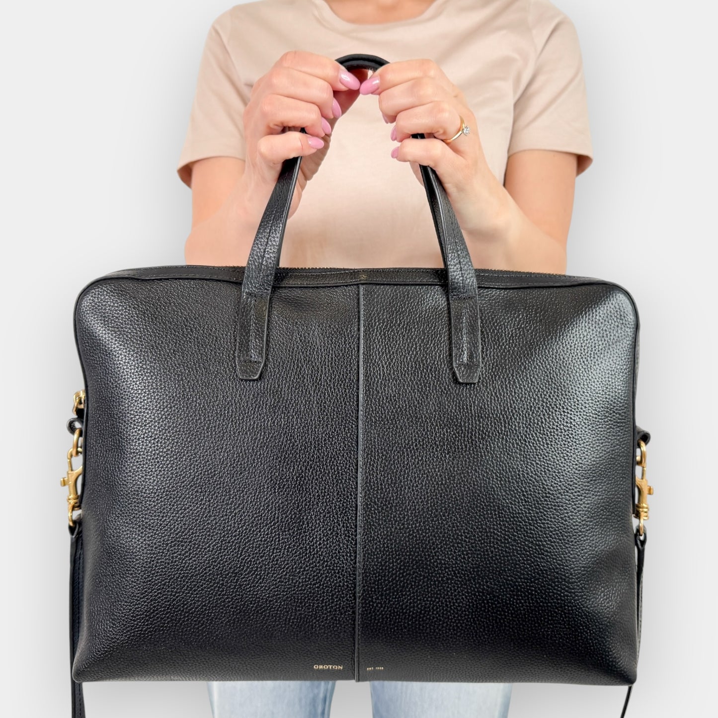 Oroton Black Grainy Leather Lilly Laptop Bag Medium