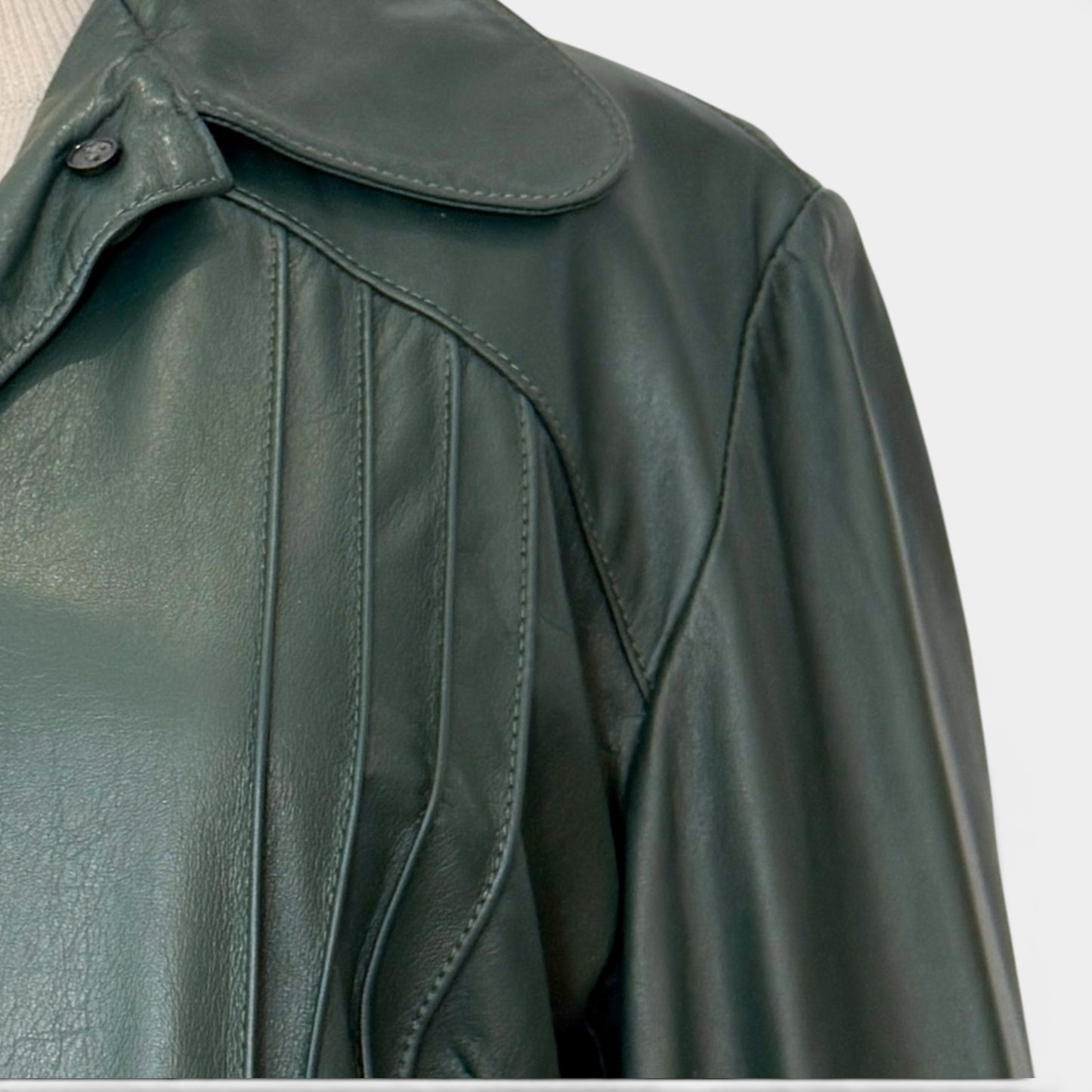 Vintage Dark Green 1970s Genuine Leather Long Coat AU10-12 ~ Medium